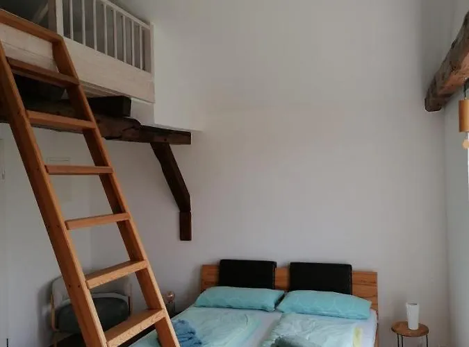 Fw Mittschiffs, 1 Obergeschoss, Petershof-lehbek